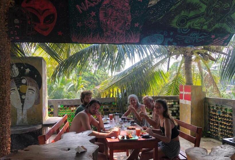 Pokój Ekonomiczny Jednoosobowy, Chill Nasa