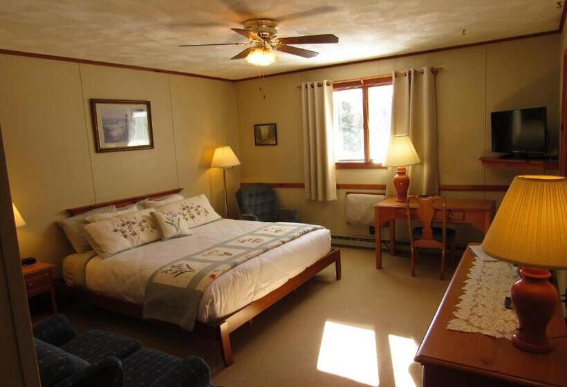 غرفة قياسية سرير كينج, Carlson S Lodge