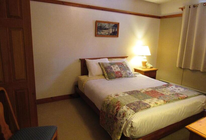 غرفة قياسية, Carlson S Lodge