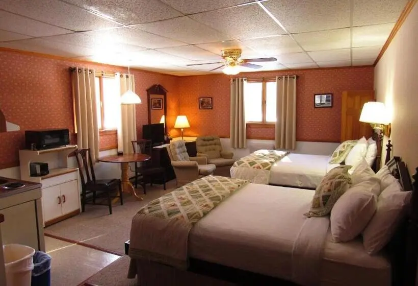 デラックススイート, Carlson S Lodge