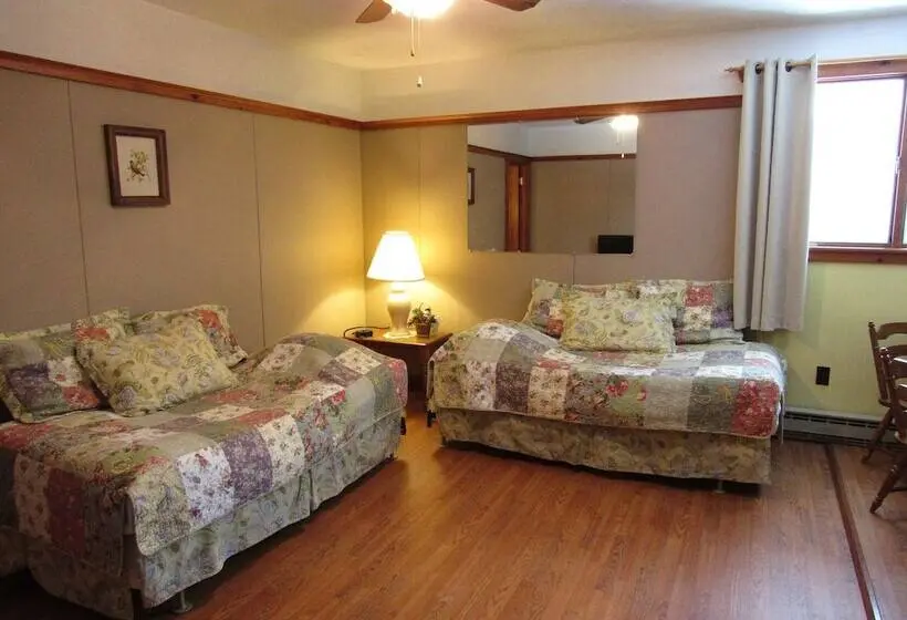 スイート(家族用), Carlson S Lodge