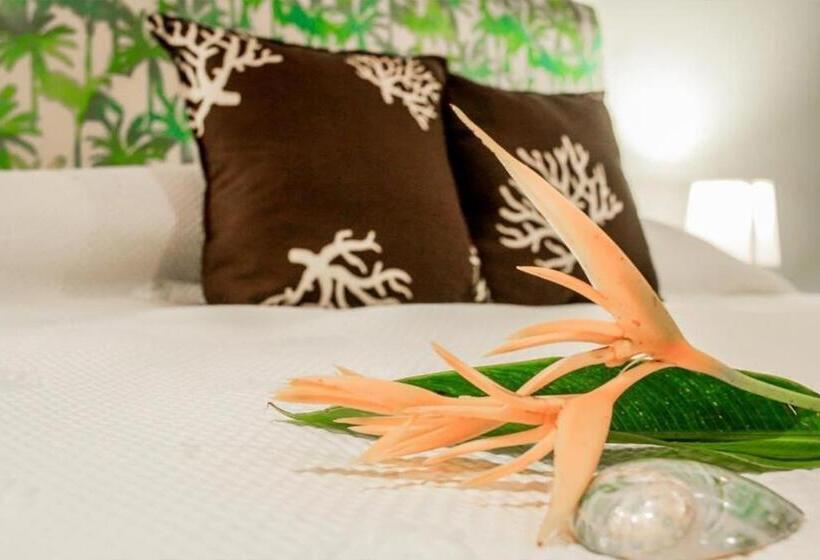 غرفة أساسية, Hermosa Beach House