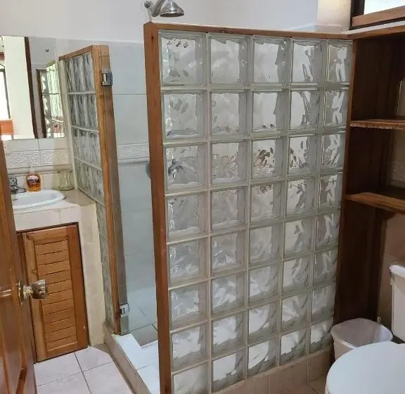 3ベッドルームアパートメント, Hermosa Beach House