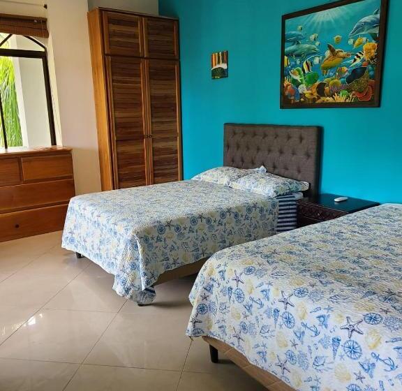 شقة 3 غرف, Hermosa Beach House