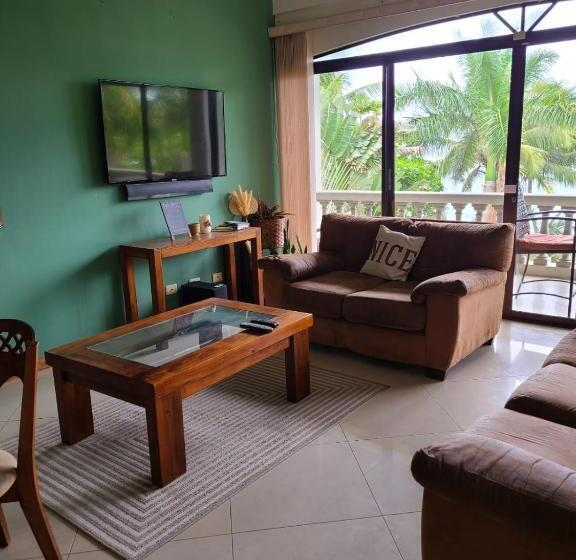 شقة 3 غرف, Hermosa Beach House