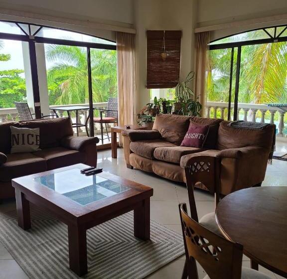 شقة 3 غرف, Hermosa Beach House