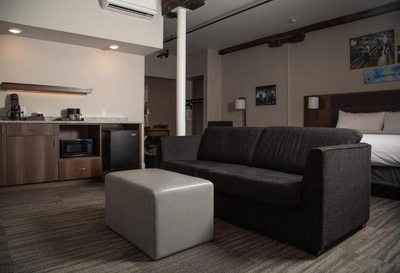 إستوديو ديلوكس, Millwright