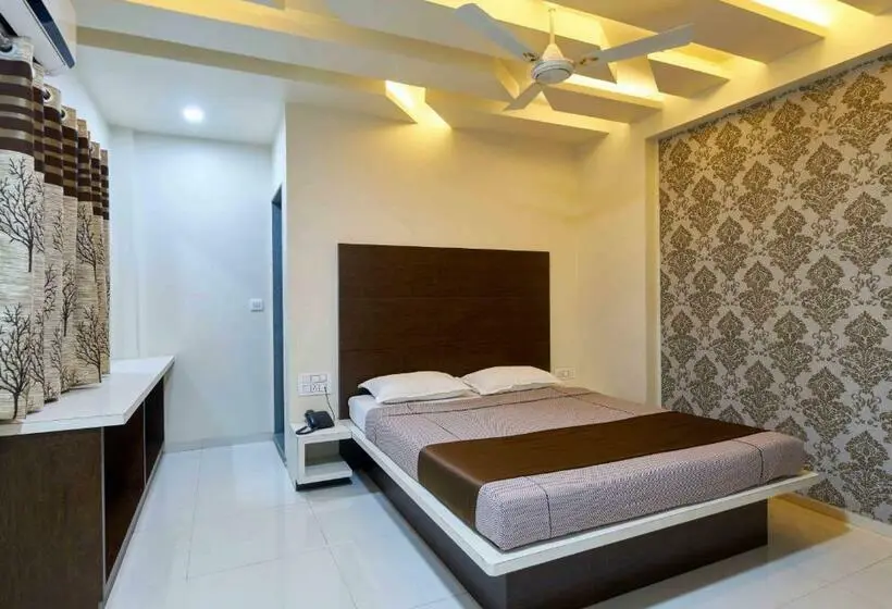 Habitación Deluxe, Ramkrishna Inn