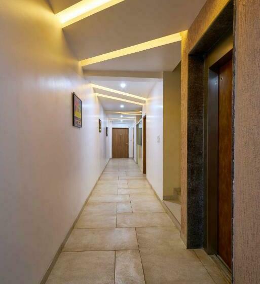 חדר אקזקיוטיב, Ramkrishna Inn