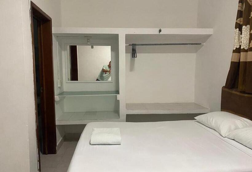 غرفة قياسية, Villa Carmita