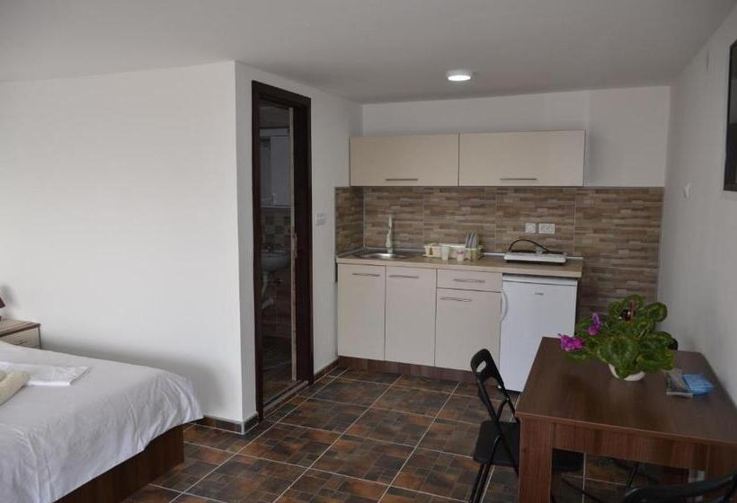 استودیو استاندارد با تخت کینگ, Apartmani Janja
