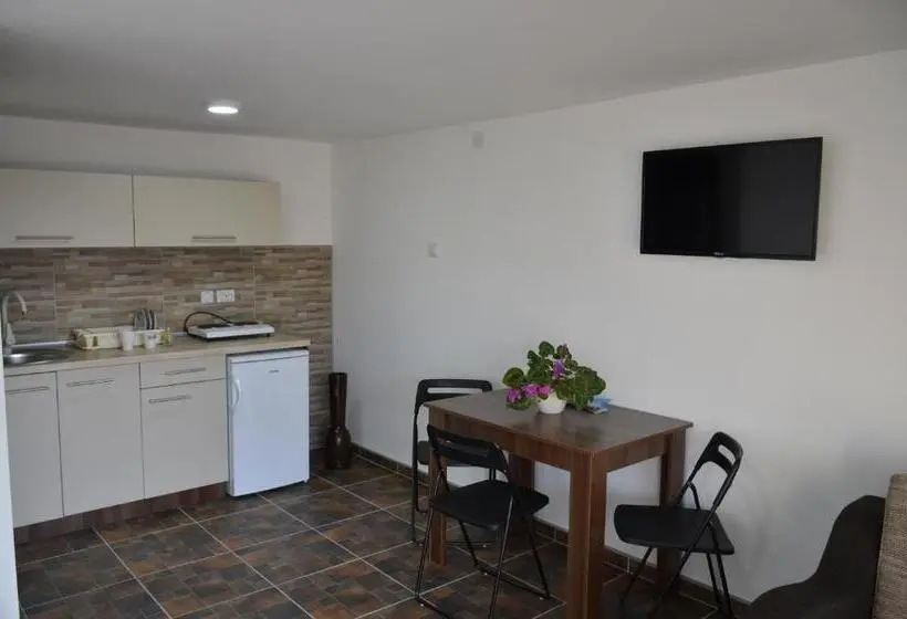 استودیو استاندارد با تخت کینگ, Apartmani Janja