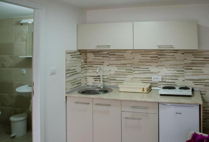 استودیو استاندارد با تخت کینگ, Apartmani Janja