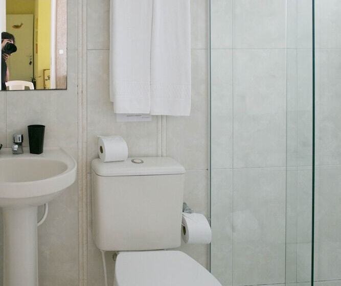 סוויטה עם מרפסת, Bombinhas Praia Apart Rua Corrupião