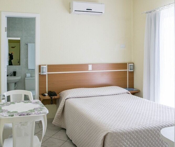 סוויטה עם מרפסת, Bombinhas Praia Apart Rua Corrupião