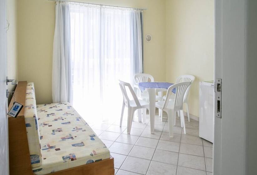 דירה בת חדר שינה 1 עם מרפסת, Bombinhas Praia Apart Rua Corrupião