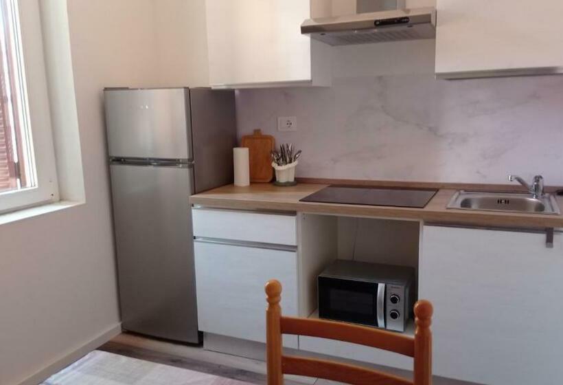 سوییت, Gemini Camere E Suites