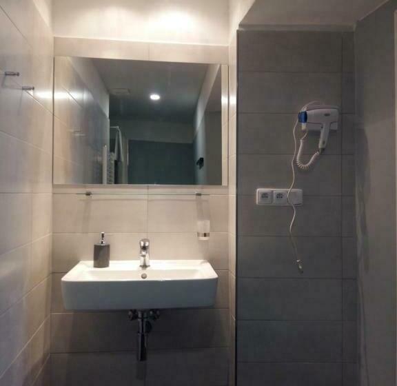 2침실 패밀리 아파트, Penzion David