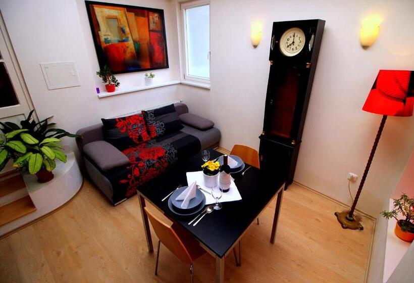 2 베드룸 컴포트 아파트, Penzion David