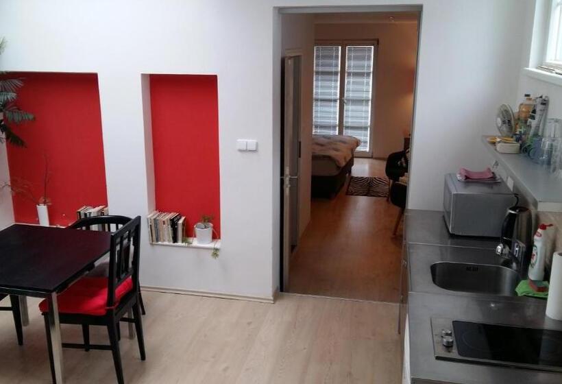 2 베드룸 컴포트 아파트, Penzion David