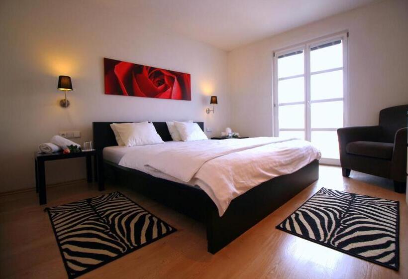 2 베드룸 컴포트 아파트, Penzion David