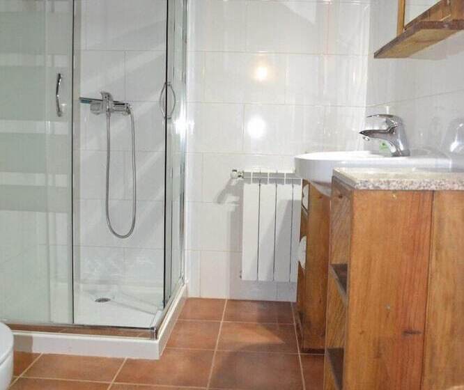 غرفة عائلية, Alcázar Milmanda