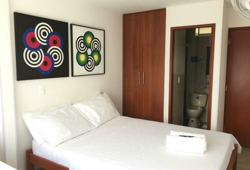 Háromágyas Standard Szoba, Posada Casa España