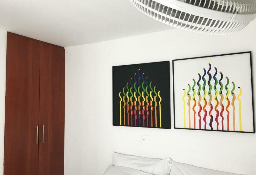 Standard Szoba, Posada Casa España