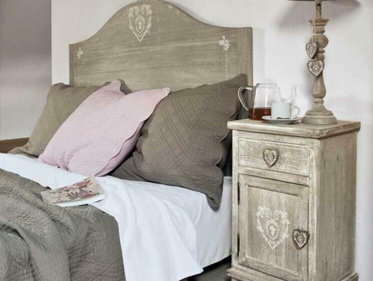 اتاق لوکس, Abbazia Dei Gesuiti