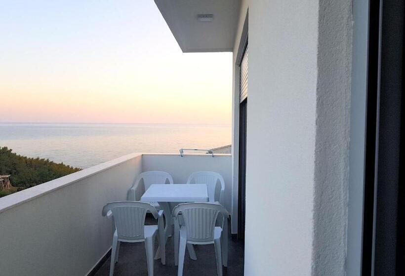 Deluxe Suite Sea View, Apartment L'ideal