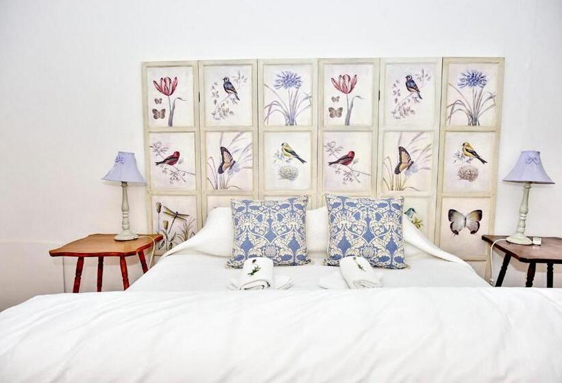 2间卧室的房子, Die Tuishuise & Victoria Manor