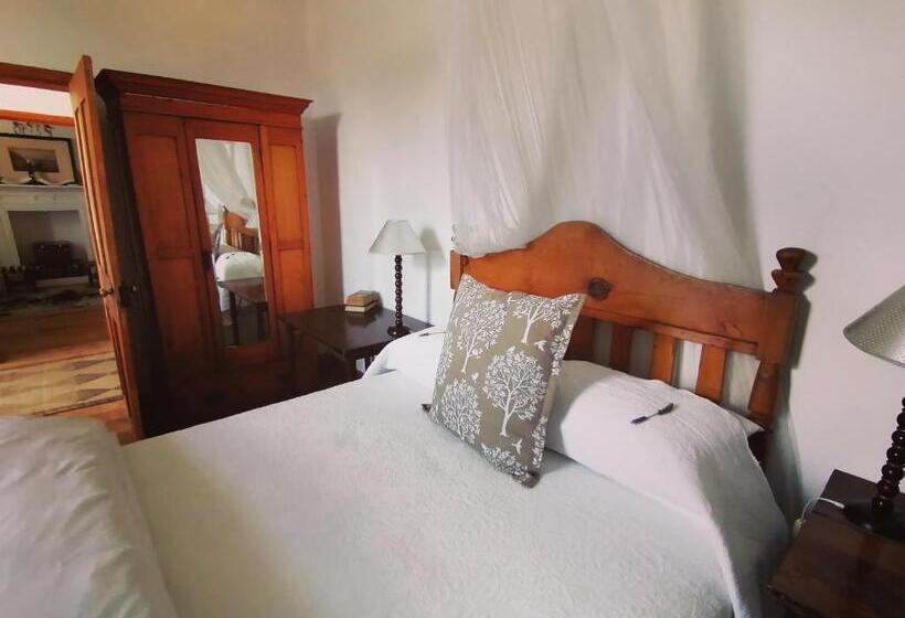 בית, 2 חדרי שינה, Die Tuishuise & Victoria Manor