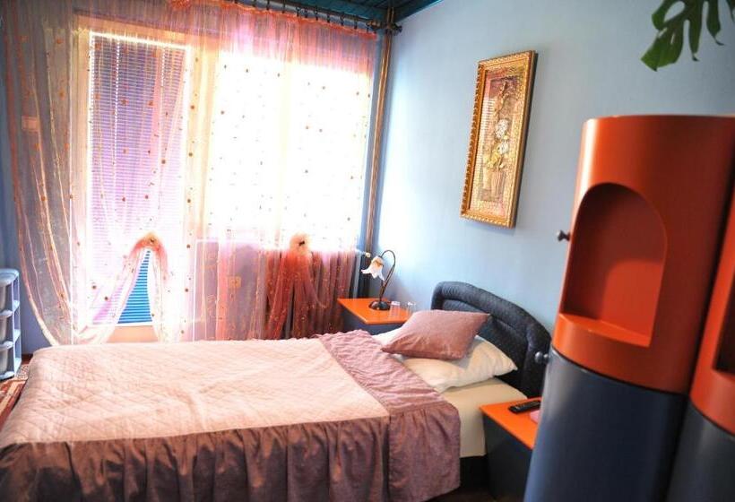 اتاق استاندارد یک نفره, Guesthouse Prenociste Faraon