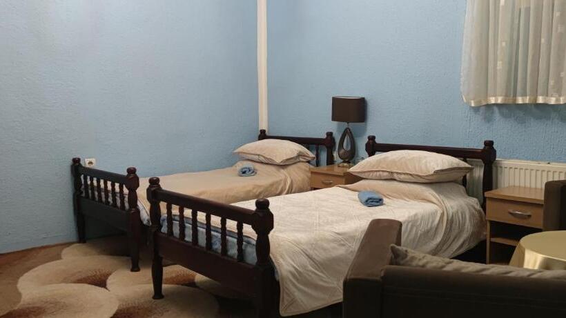 اتاق استاندارد, Guesthouse Prenociste Faraon