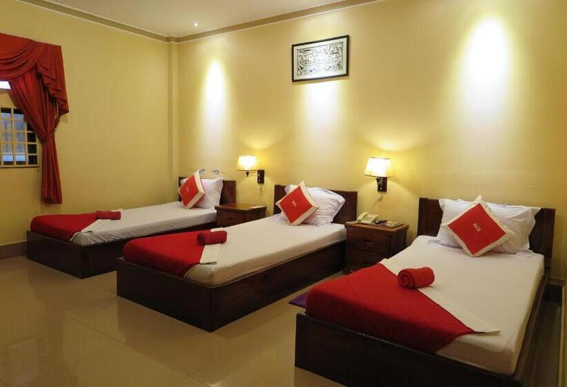 اتاق استاندارد سه نفره, Nice Guesthouse