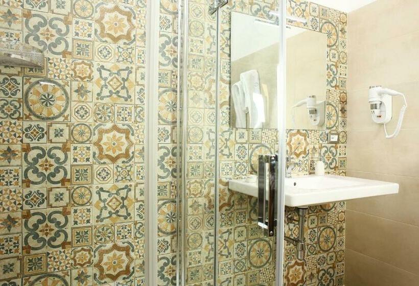 标准间, Ninni E Fede