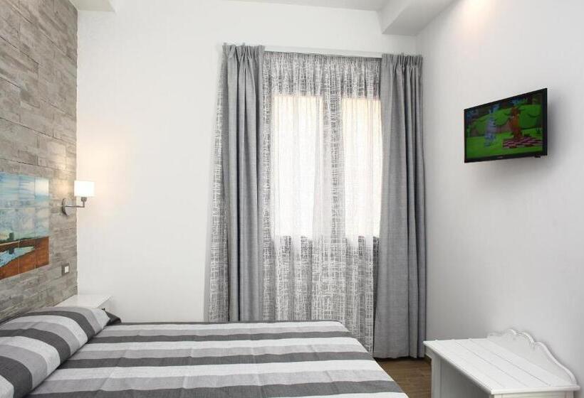 高级大房间, Ninni E Fede