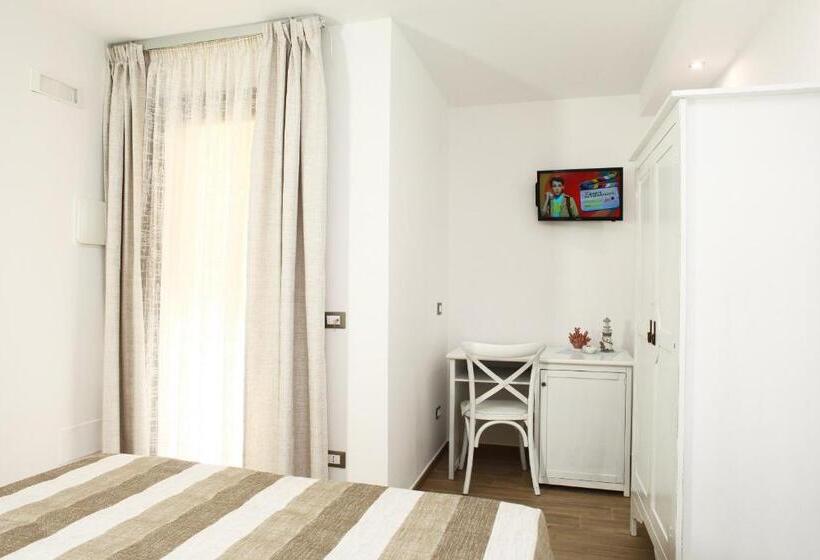 高级大房间, Ninni E Fede