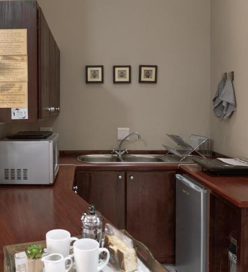 スタンダードトリプルルーム, The Falls Guest House