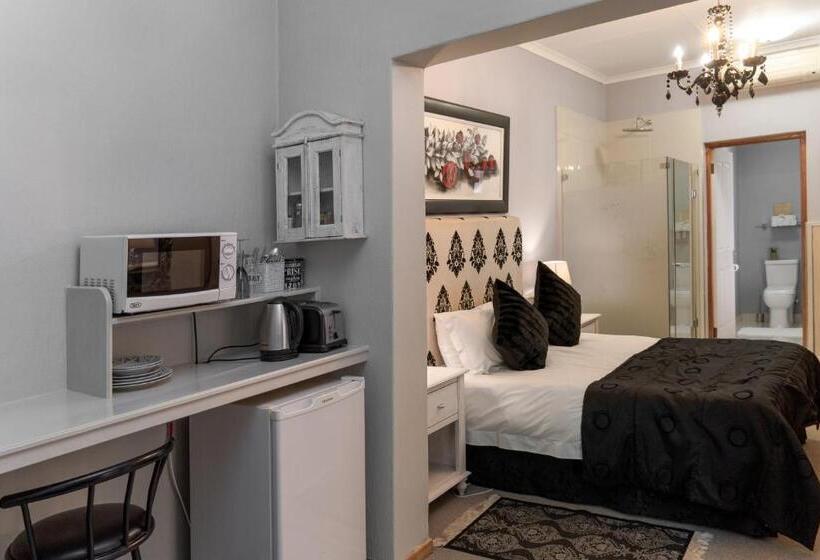 スタンダードルーム, The Falls Guest House