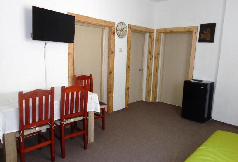 آپارتمان 3 خوابه, Vibo Guesthouse