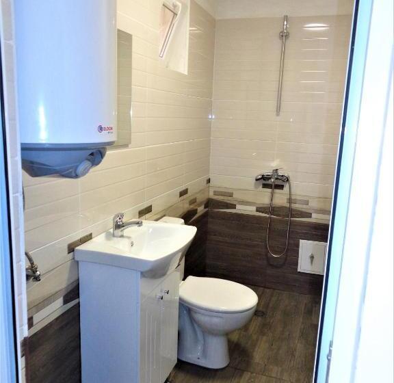 اتاق لوکس, Vibo Guesthouse