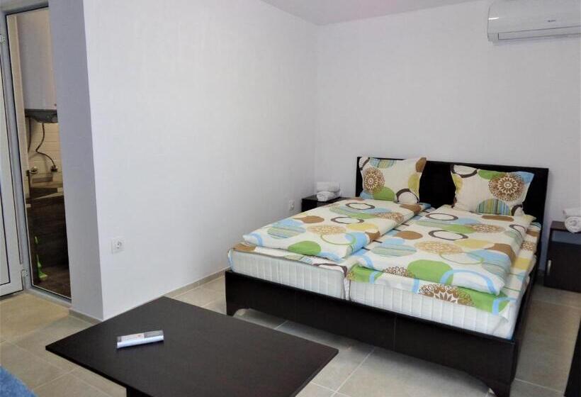 اتاق لوکس, Vibo Guesthouse