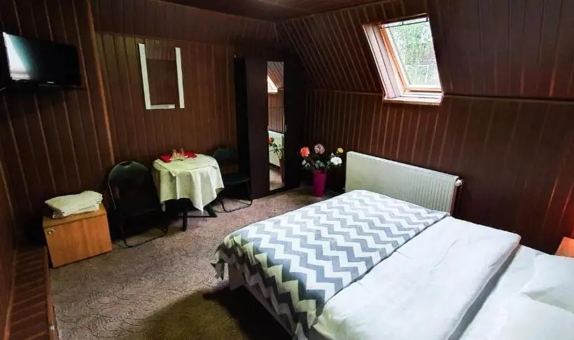 اتاق اکونومی, Vila Coca
