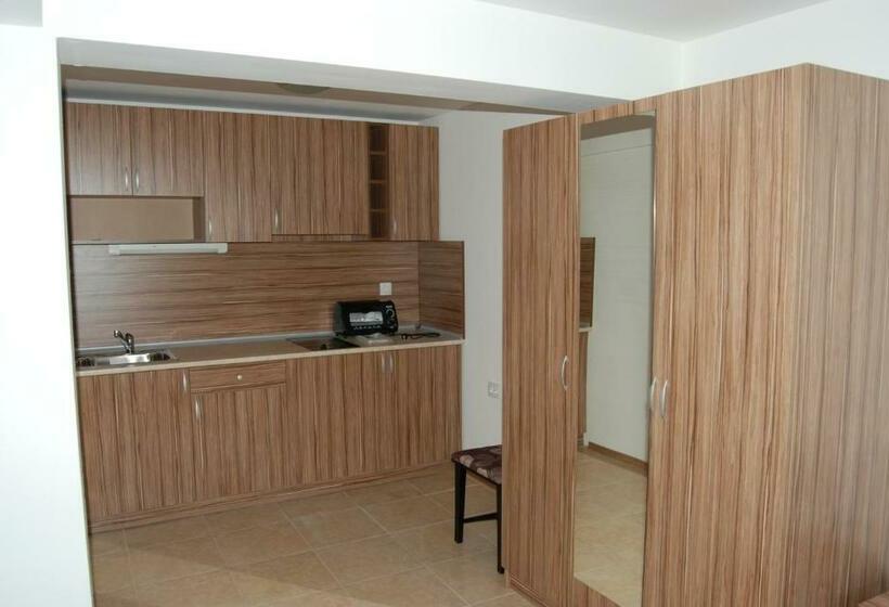 스탠다드 스튜디오, Vidima Apartment