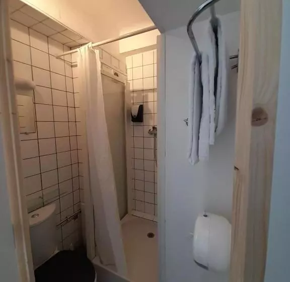 Cameră Economică, Au Spatial