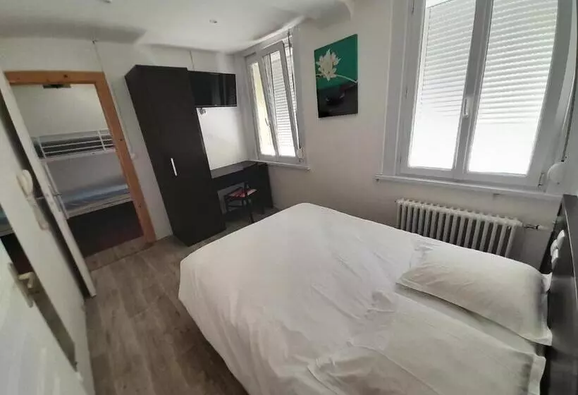 Cameră Familiară, Au Spatial