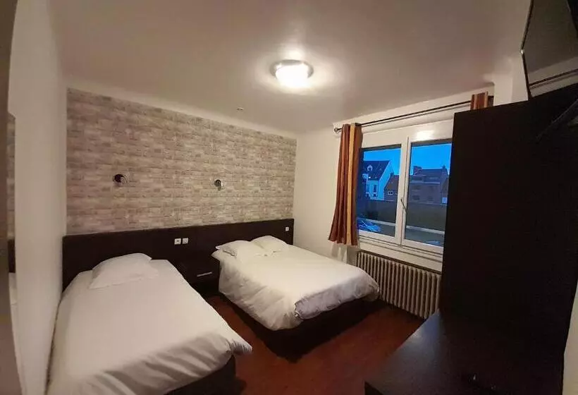 Cameră Triplă Confort, Au Spatial