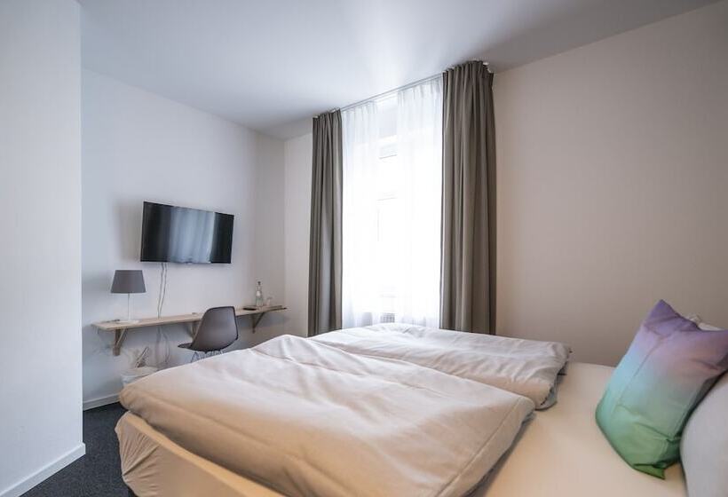 Номер Стандарт, Big Mama Leipzig