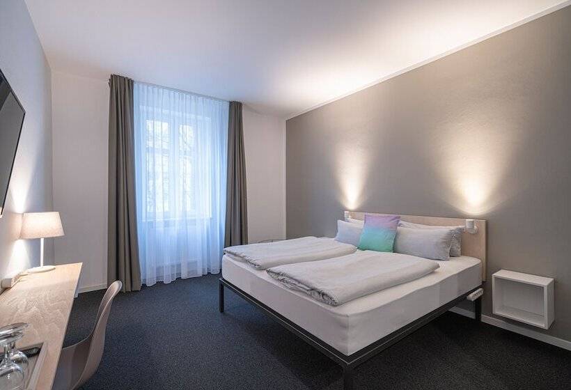 Номер Стандарт, Big Mama Leipzig